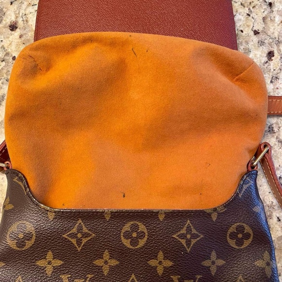 Louis Vuitton Monogram Musette Salsa - Picture 13 of 13
